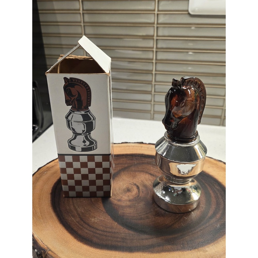 Avon "SMART MOVE II" Knight Chess Piece Wild Country After Shave 3 FL. OZ.-Empty